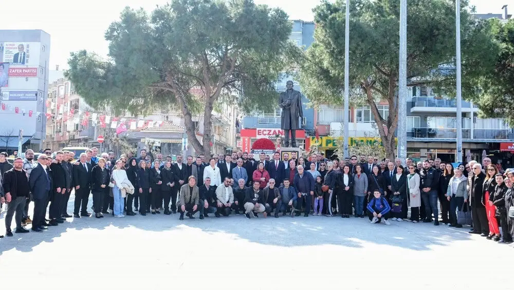AK Parti Gaziemir Belediye Başkan Adayı Deniz Doğan ve Meclis
