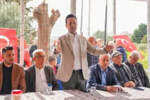 Karşıyaka Belediye Başkan Adayı İsmail Çiftçioğlu, vatandaşlarla buluştu daha doğru
