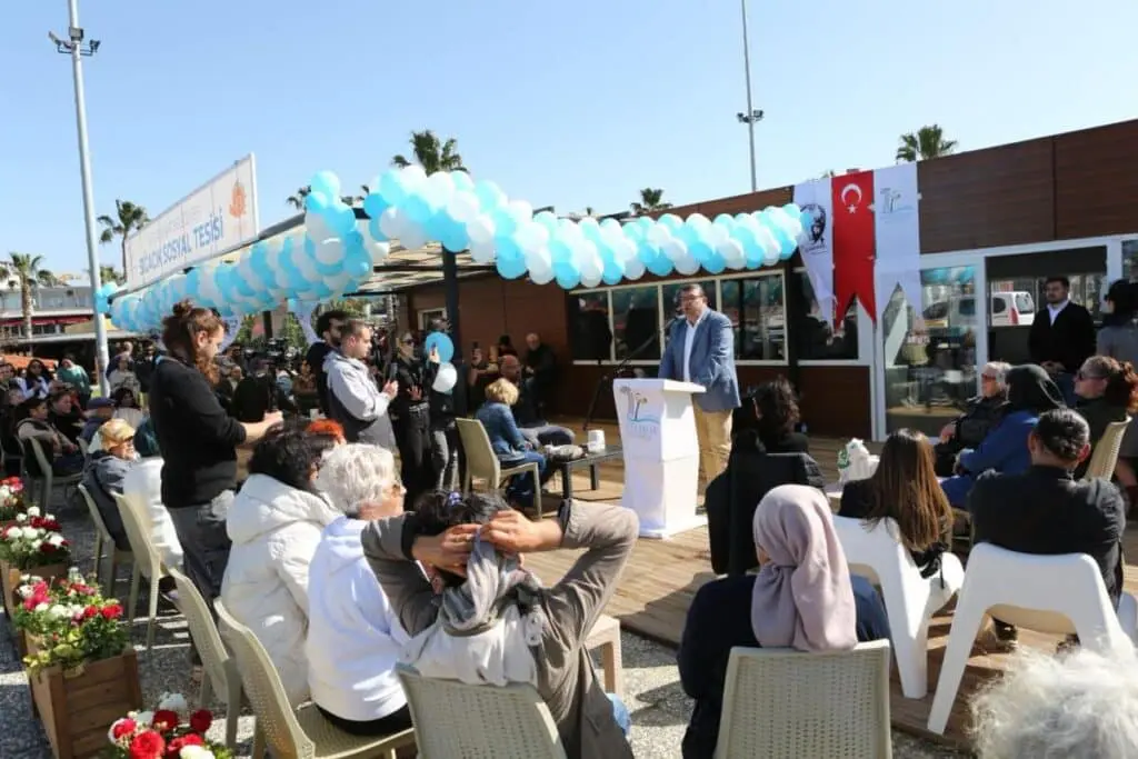 Sığacık Sosyal Tesisi hizmete açıldı