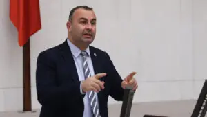 Cumhuriyet Halk Partisi İzmir Milletvekili Ednan Arslan; Türkiye Büyük Millet