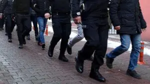 İçişleri Bakanı Ali Yerlikaya, göçmen kaçakçılığına karşı yapılan “Kalkan-22” operasyonları