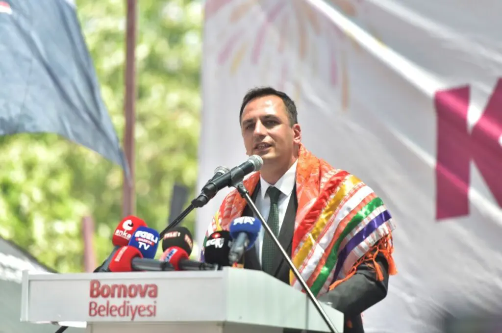 özel