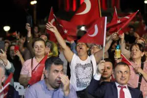 İzmir’de, 15 Temmuz Demokrasi ve Milli Birli Günü dolayısıyla düzenlenen