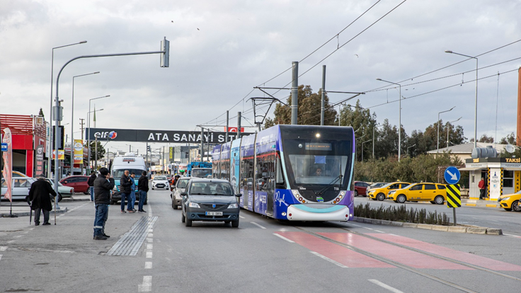Yolculardan gelen talep üzerine Karşıyaka ve Çiğli tramvay hatlarında yeni