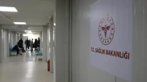Demokrat Gündem- İzmir’de geçici statüde bulunan mülteciler için Sağlık Bakanlığı