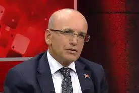 Şimşek, bu gelişmenin Türkiye'nin uluslararası itibarını güçlendirdiğini ve dış borçlanma