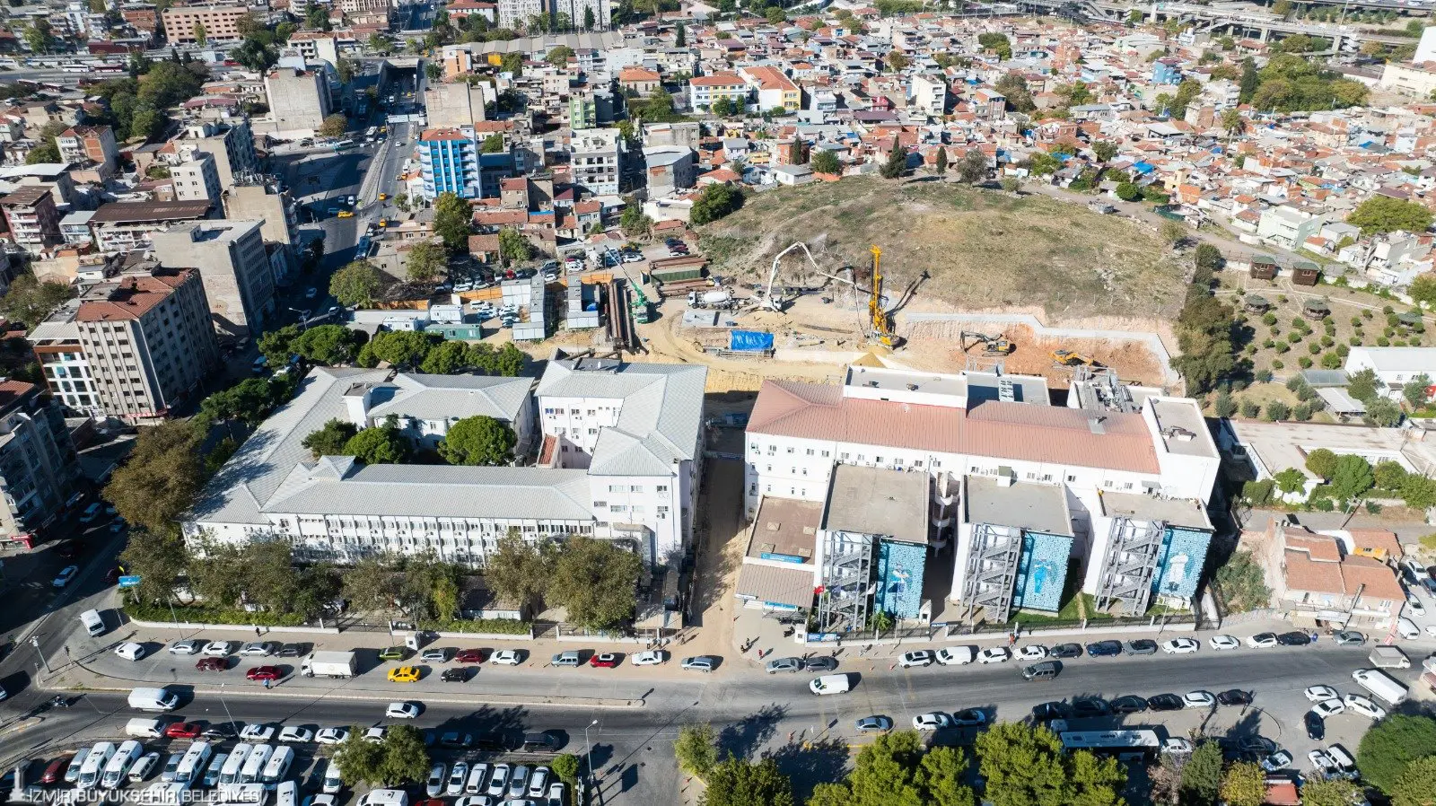 Eşrefpaşa Hastanesi ek binası yükseliyor