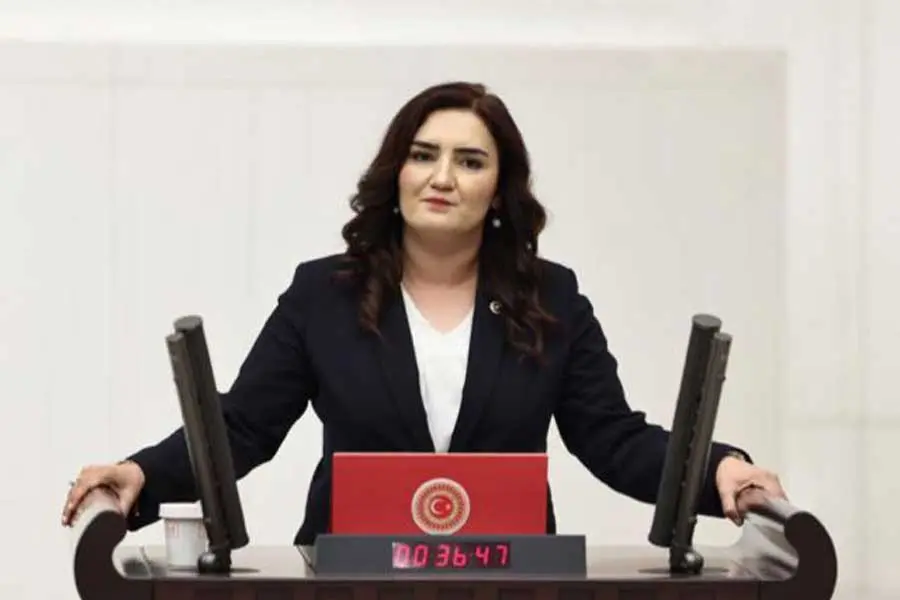 CHP İzmir Milletvekili Sevda Erdan Kılıç, İzmir Bayraklı’da bulunan bir
