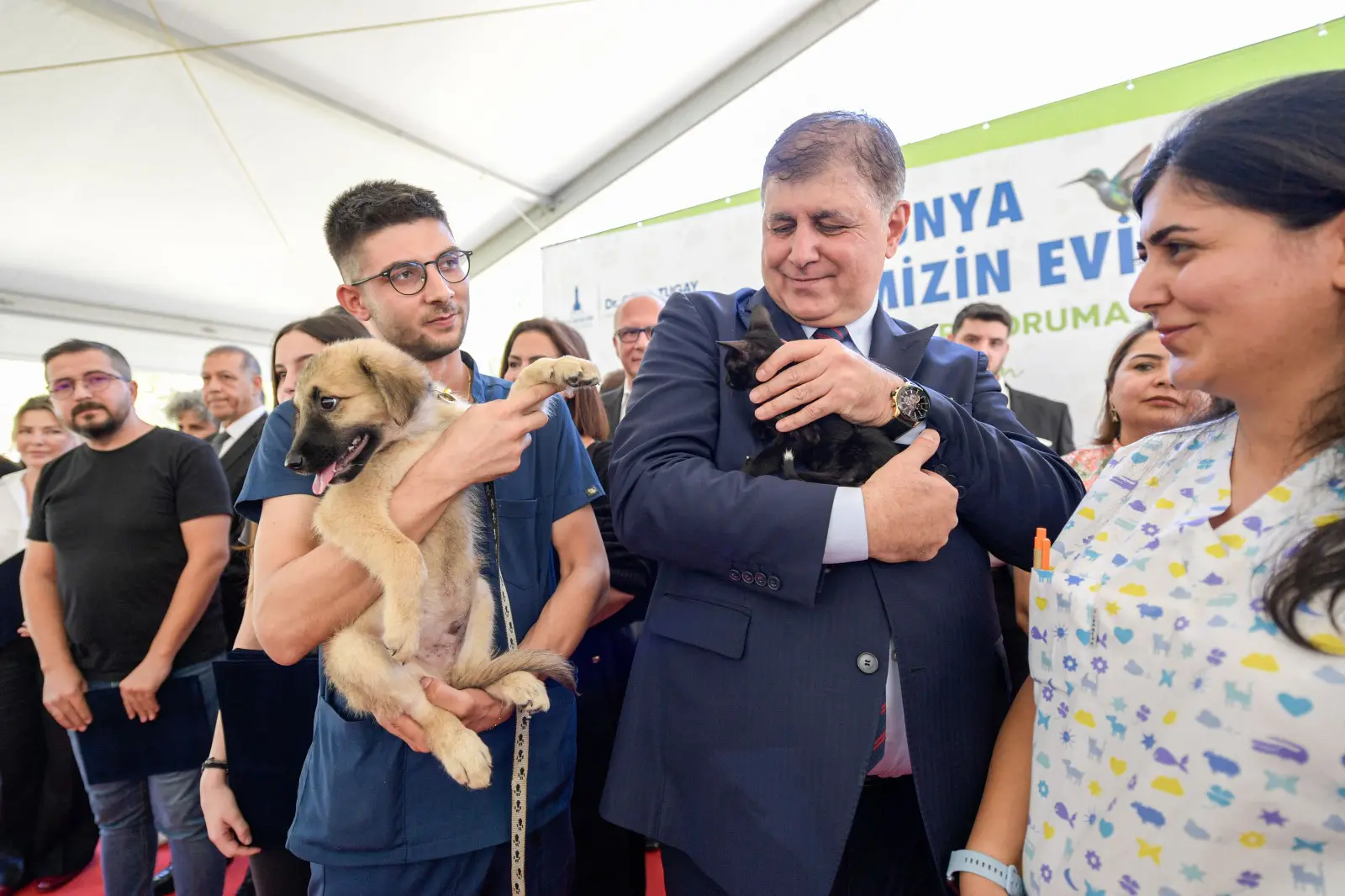 4 Ekim Dünya Hayvanları Koruma Günü’nde konuşan İzmir Büyükşehir Belediye