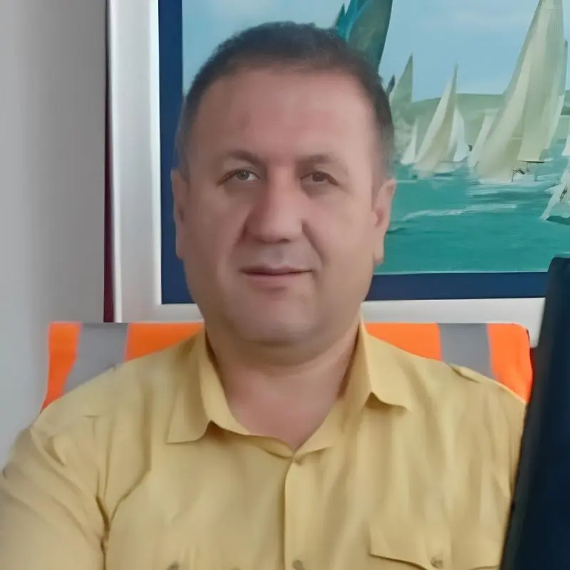 Servet Ertaş yazar fotoğrafı