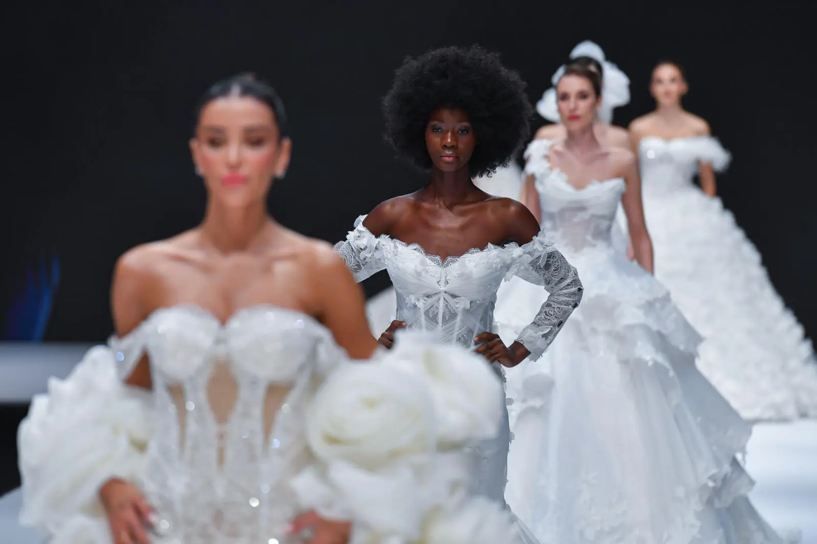 Bu yıl 18’incisi düzenlenen IF Wedding Fashion İzmir, 72 ilden