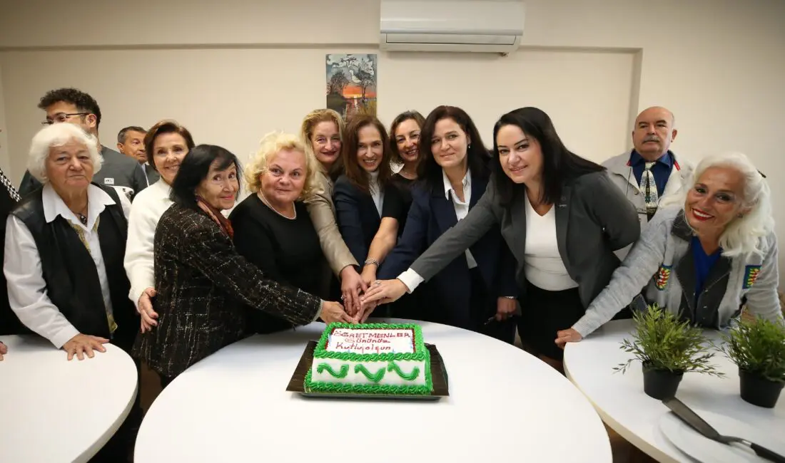 Karşıyaka Belediye Başkanı Yıldız Ünsal, KARGEM ve anaokullarında görev yapan