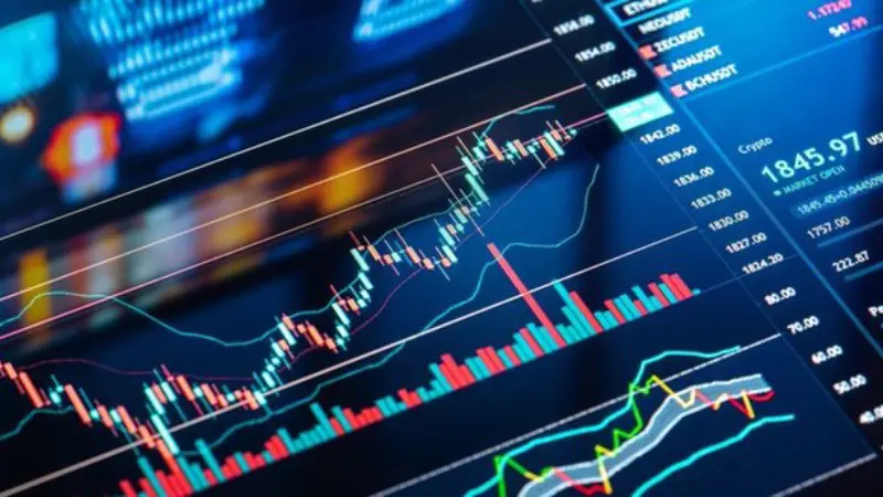 BIST 100 endeksi, günü yükselişle tamamlarken toplam işlem hacmi 83,2