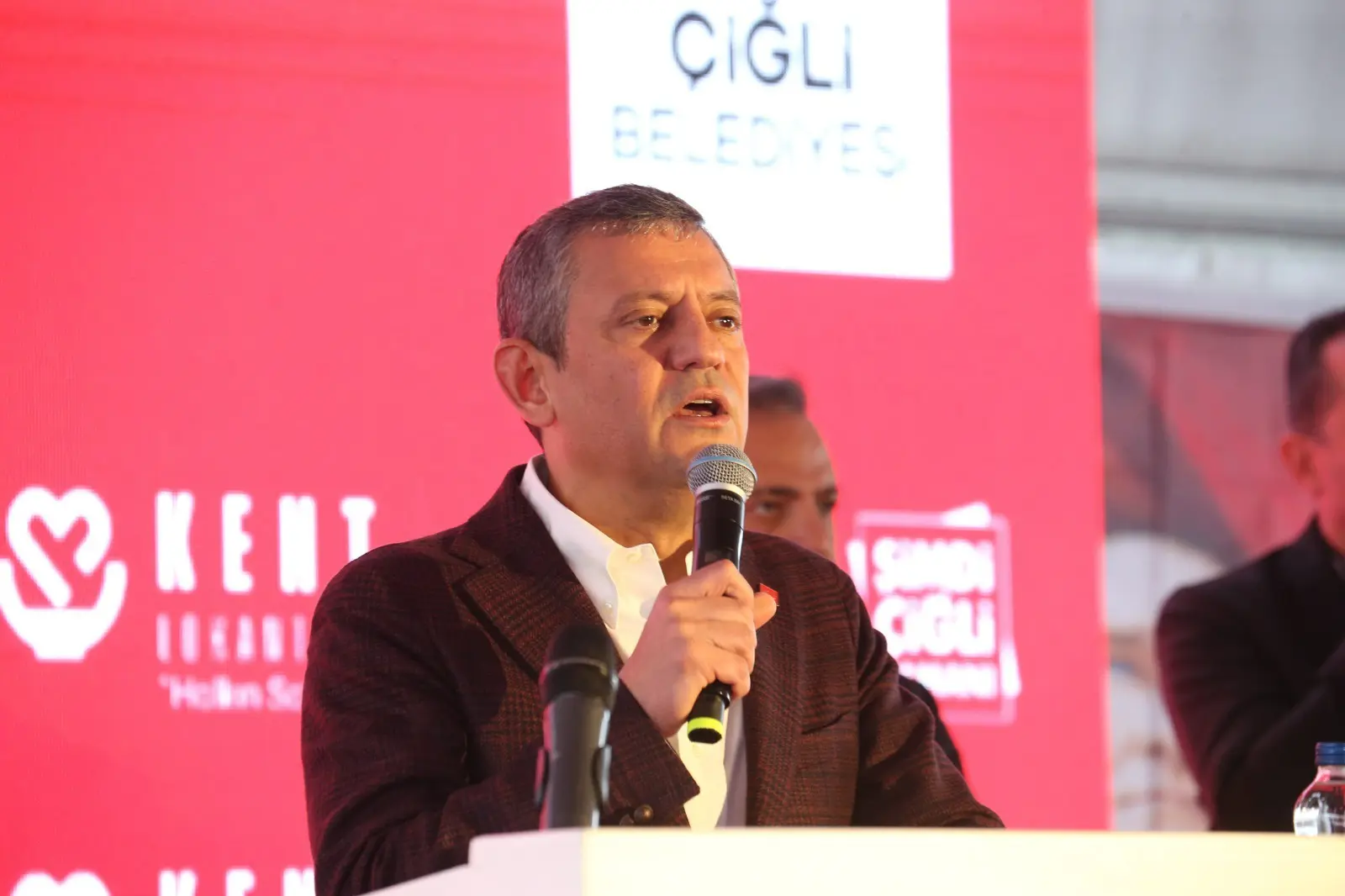 CHP Genel Başkanı Özgür Özel, 25 Ocak'ta İzmir'e gelerek İzmir