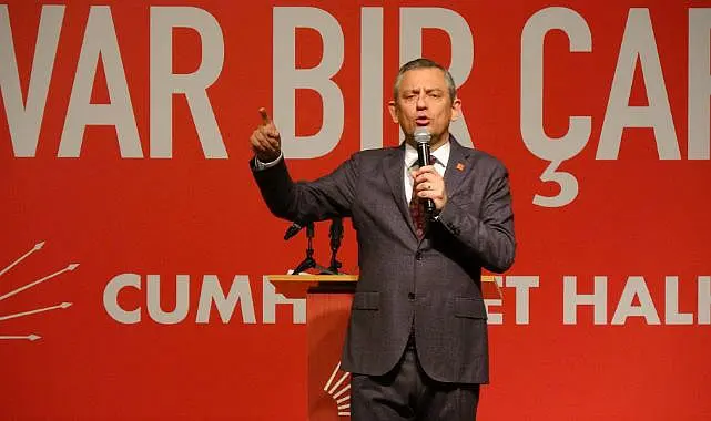 CHP Genel Başkanı Özgür Özel, Cumhurbaşkanı Erdoğan'ın politikalarını eleştirerek, "Bu