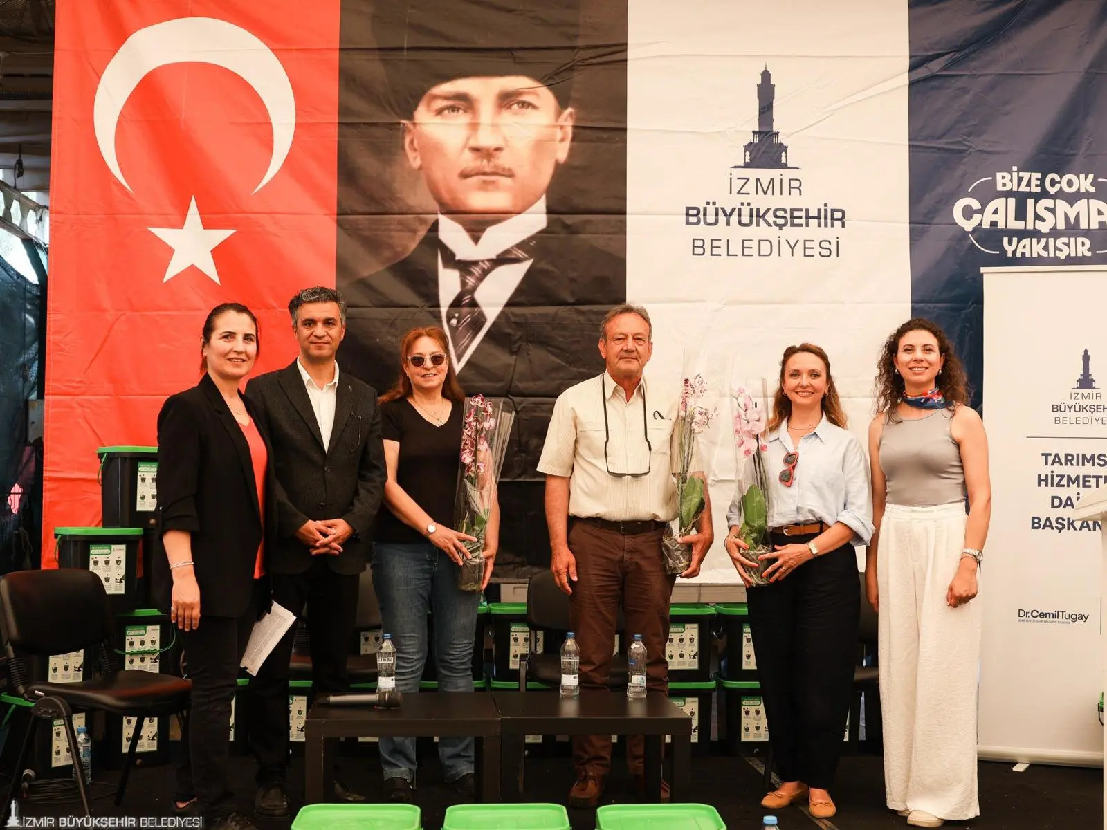Evdeki atıklar toprağa can oluyor: Organik hazine hayat oluyor