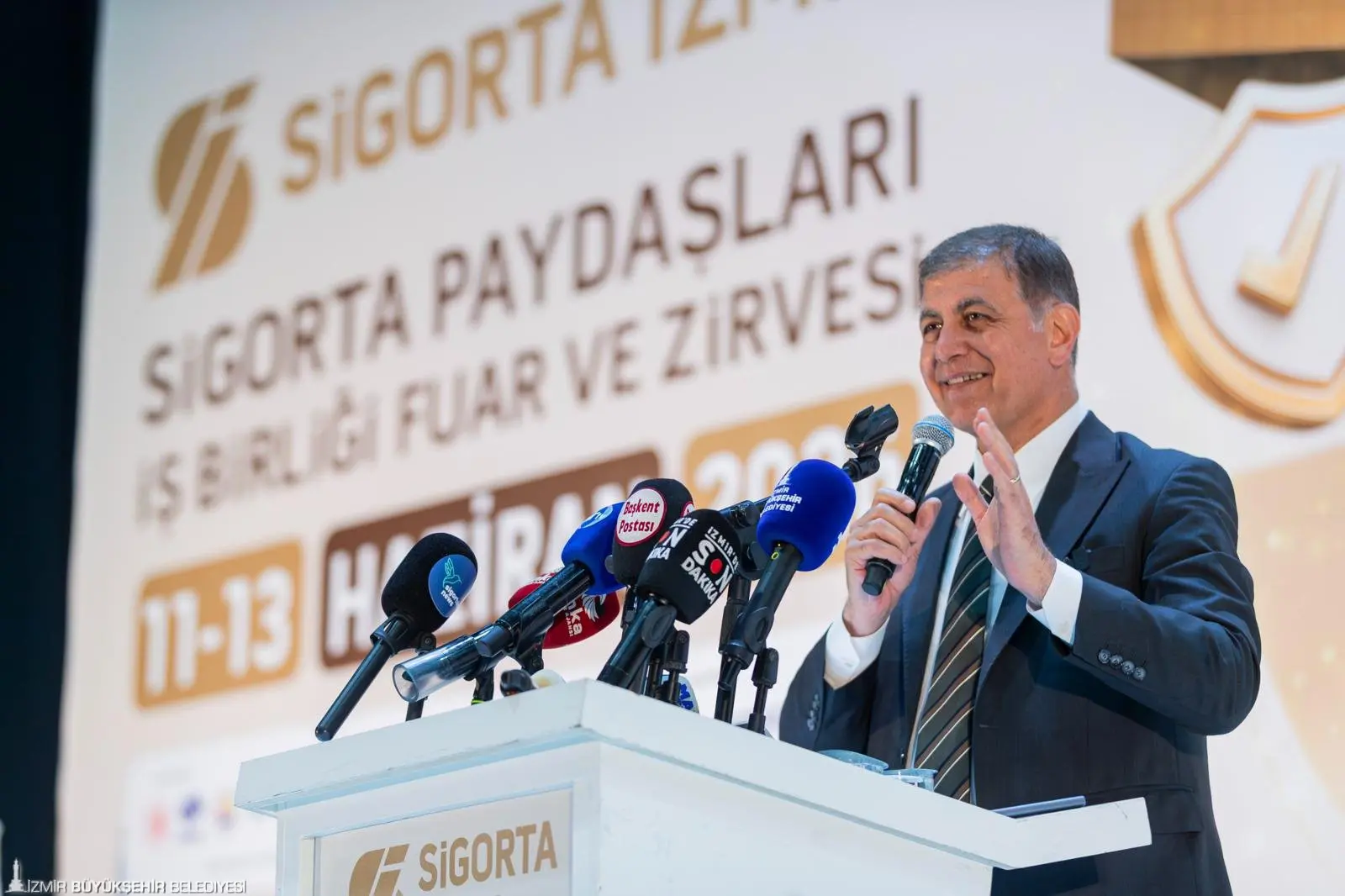 İzmir'de Sigortacılık Zirvesi: Sektörün devleri Fuarİzmir'de 2 İzmir'de Sigortacılık Zirvesi: Sektörün devleri Fuarİzmir'de