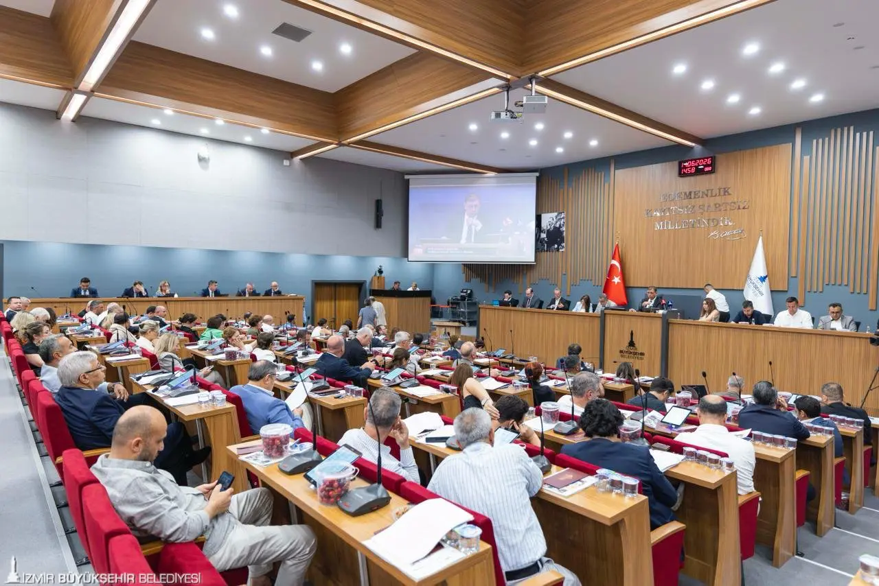 İzmir’de alternatif ulaşıma yeni tarife: Elektrikli bisiklet ve BİSİCAB ücretleri belirlendi