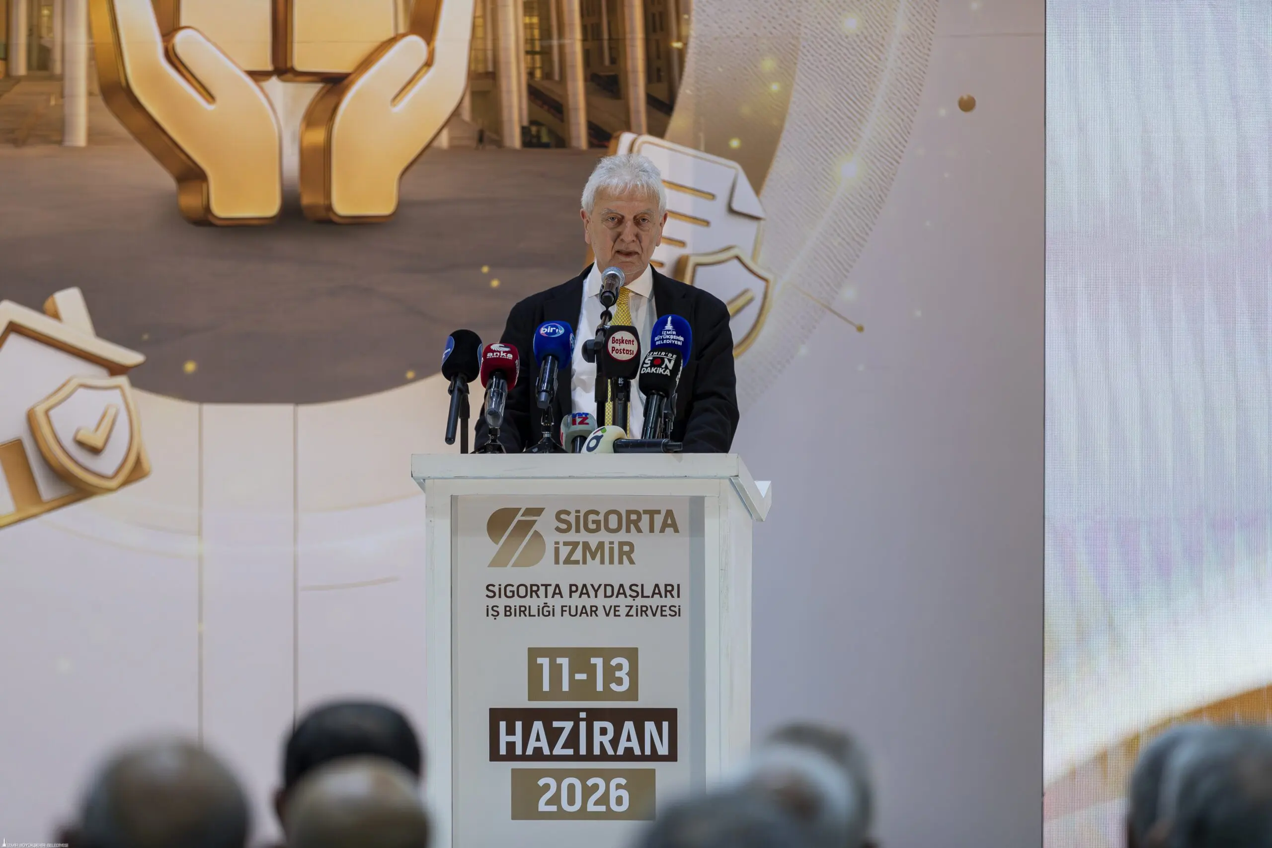 İzmir'de Sigortacılık Zirvesi: Sektörün devleri Fuarİzmir'de 6 İzmir'de Sigortacılık Zirvesi: Sektörün devleri Fuarİzmir'de