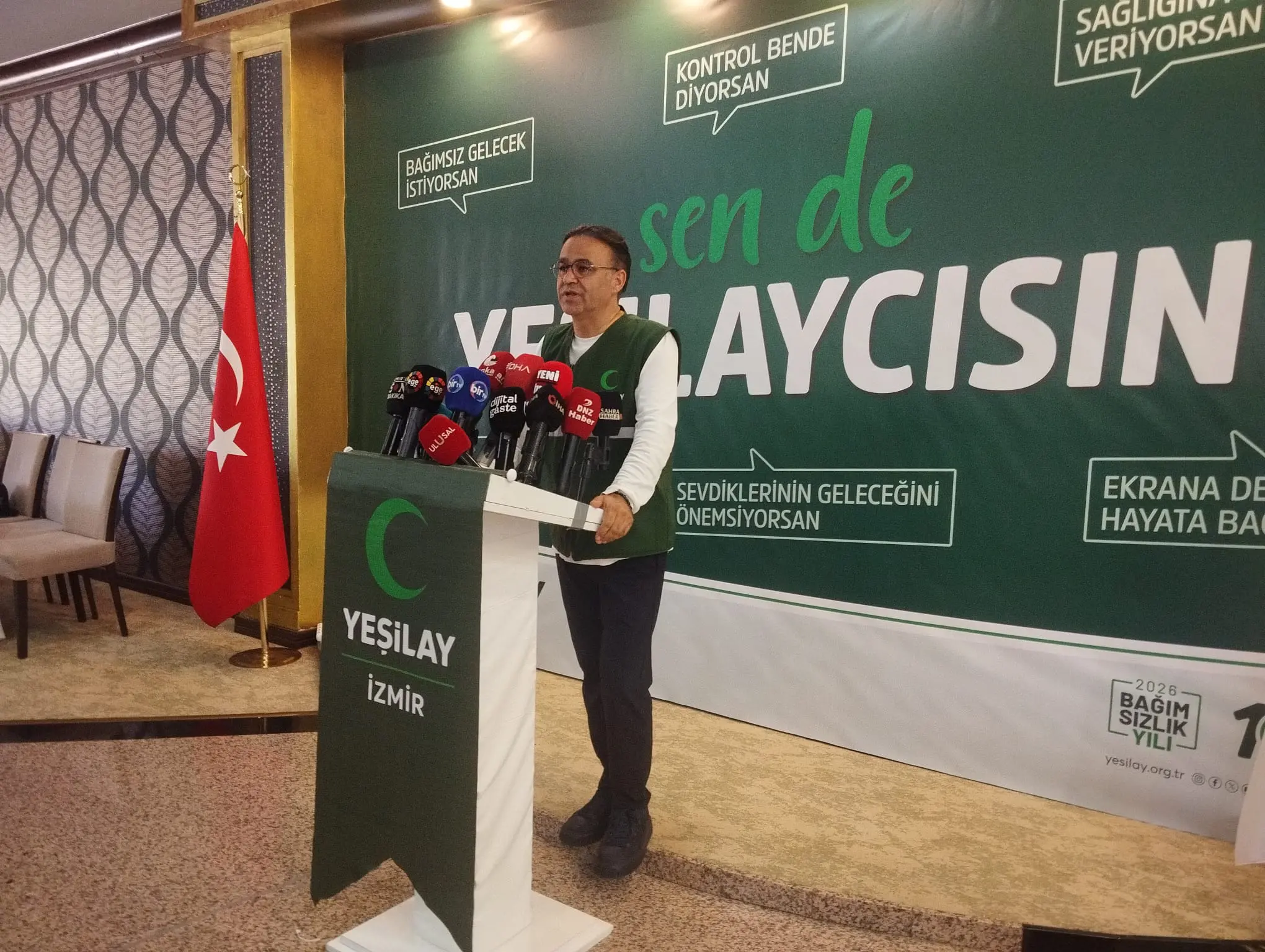 Yeşilay İzmir Başkanı Ömer Yahşi: "Bu endüstriye verecek evladımız yok"