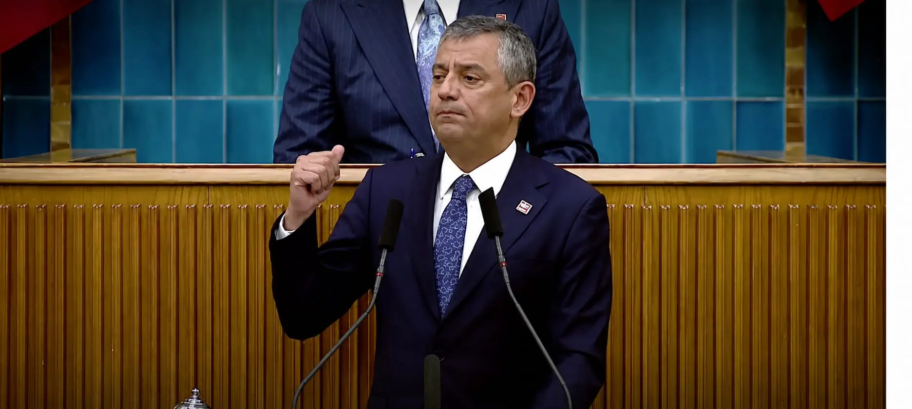 Özgür Özel Grup Toplantısında konuştu: "Mesele CHP meselesi değil; Erdoğan'ı rakipsizleştirme meselesi"