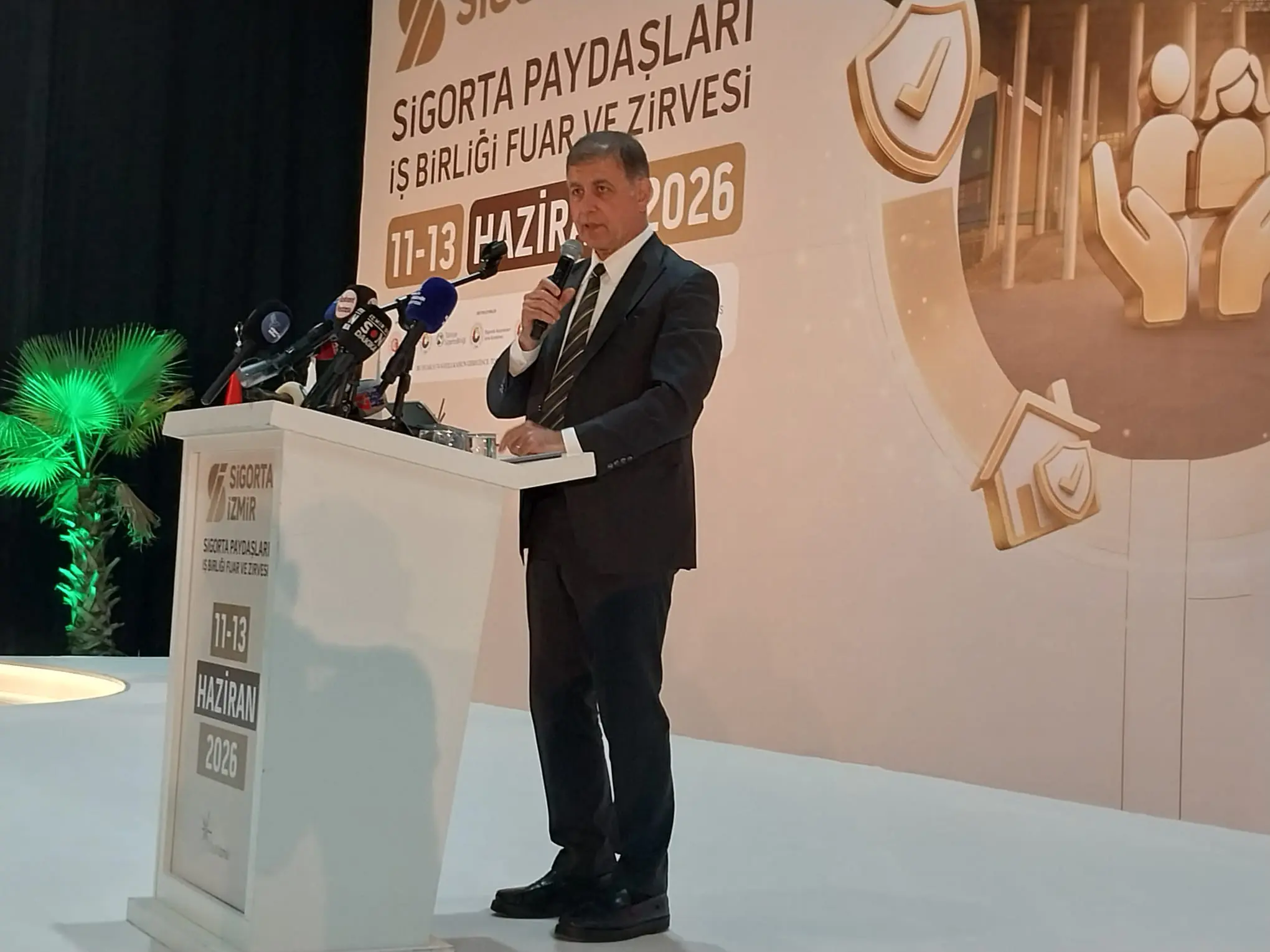 İzmir'de Sigortacılık Zirvesi: Sektörün devleri Fuarİzmir'de