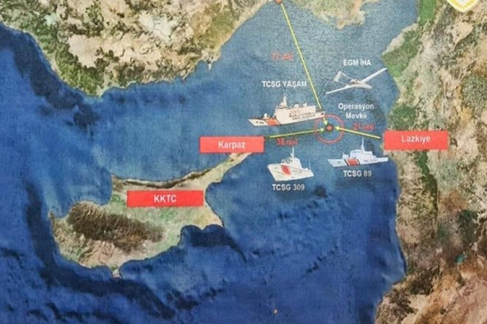 İ&ccedil;işleri Bakanı Soylu, Suriye a&ccedil;ıklarında m&uuml;dahale edilen bir gemide 1,5