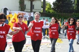Bornova Belediye Başkanı Dr. Mustafa İduğ, 1 Mayıs Emek ve