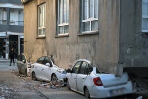 T&uuml;rkiye&rsquo;nin 11 ilini etkileyen depremlerde 1 milyon aracın hasar aldığı