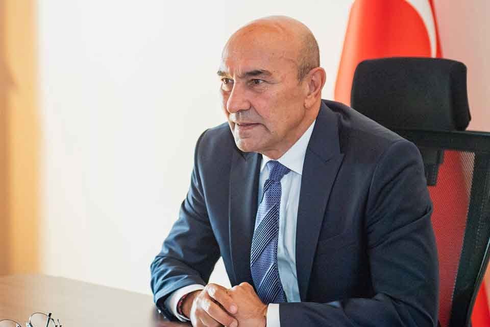 ESHOT Genel M&uuml;d&uuml;rl&uuml;ğ&uuml;&rsquo;nde g&ouml;revli personeli taşıyan servis otob&uuml;s&uuml;ne Karabağlar&rsquo;a bağlı