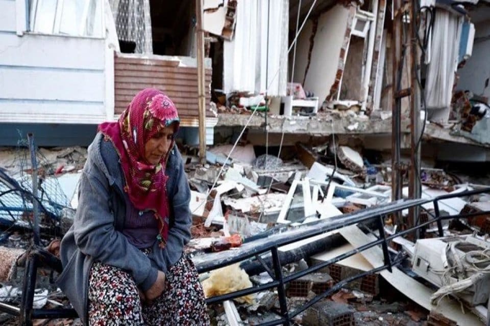 Kahramanmaraş'ta meydana gelen 7,7 ve 7,6 b&uuml;y&uuml;kl&uuml;ğ&uuml;ndeki iki depremin ardından