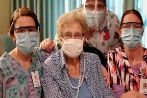 ABD’nin Minnesota eyaletinde 107 yaşındaki kadın corona virüsü (Covid-19) yenerek sağlığına