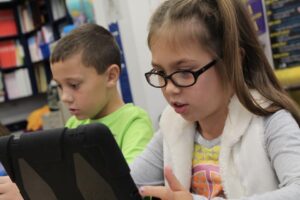 BM verilerin g&ouml;re; dijital cinsiyet u&ccedil;urumu giderek artıyor. Veriler; erkekler