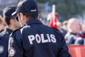 Polis denetiminden ka&ccedil;an AK Parti Demre İl&ccedil;e Başkanı Bayram Arıcı'nın