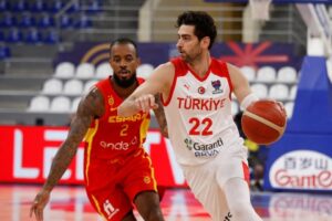 T&uuml;rkiye A Milli Takımımız, 2022 Avrupa Basketbol Şampiyonası'nda İspanya ile