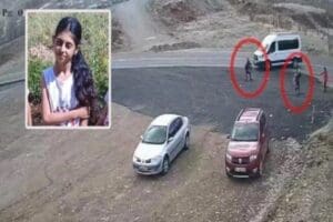 Bing&ouml;l'&uuml;n Karlıova il&ccedil;esinde, kullandığı servis minib&uuml;s&uuml;yle &ccedil;arptığı 12 yaşındaki Helen