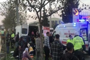Mersin&rsquo;de narenciye paketlerken hayatını kaybeden 13 yaşındaki&nbsp;Ula Kerem, Suriye&rsquo;de defnedildi.