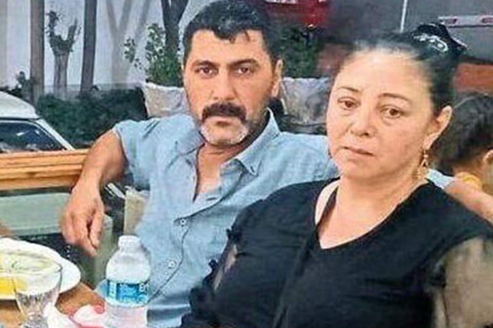 İzmir’in Konak ilçesinde 15 yıldır birlikte yaşadığı Dilek Yüksel’i (43)