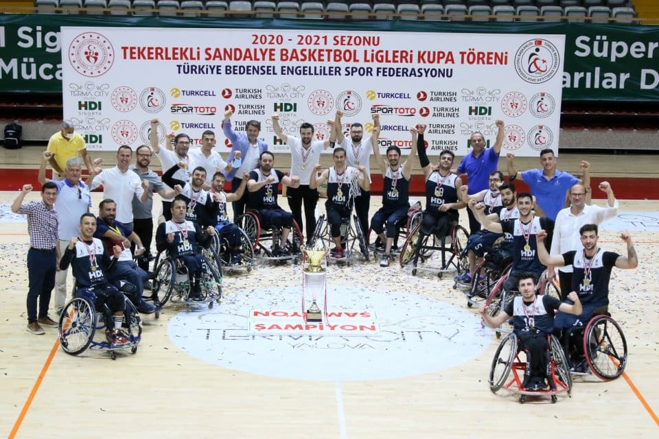 Tekerlekli sandalye basketbolunda en son 15 yıl &ouml;nce bir Avrupa