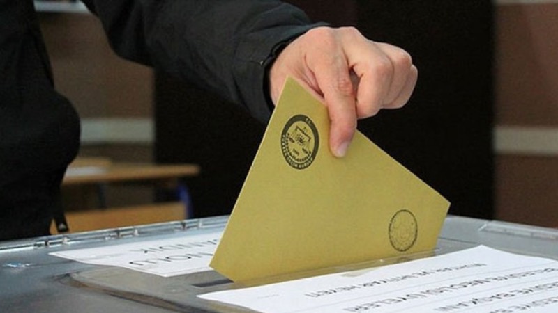 717 BİN SEÇMEN OY KULLANDI Yüksek Seçim Kurulu’ndan (YSK) edinilen