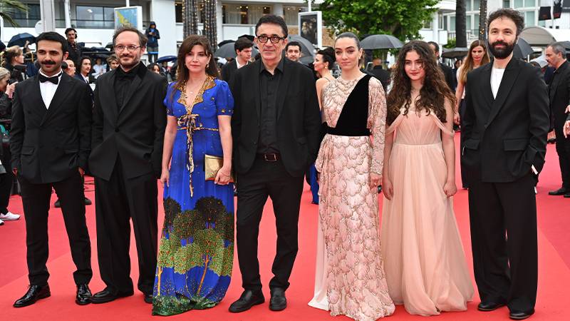 Film, 3 saat 17 dakika süresiyle dikkat çekiyor ve seyirciler