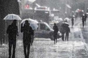 Meteoroloji Genel M&uuml;d&uuml;rl&uuml;ğ&uuml; g&uuml;nl&uuml;k tahmin raporuna g&ouml;re Marmara, Karadeniz, İ&ccedil;