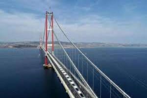 D&uuml;nyanın en b&uuml;y&uuml;k orta a&ccedil;ıklığına sahip k&ouml;pr&uuml;s&uuml; olan 1915 &Ccedil;anakkale