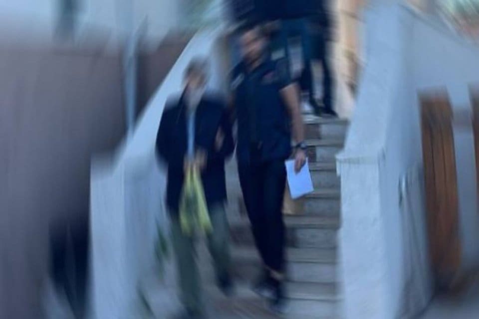 Edirne'de, FET&Ouml;&nbsp;&uuml;yesi olduğu iddiasıyla aranan 2 ş&uuml;pheli, Yunanistan'a ka&ccedil;arken yakalandı