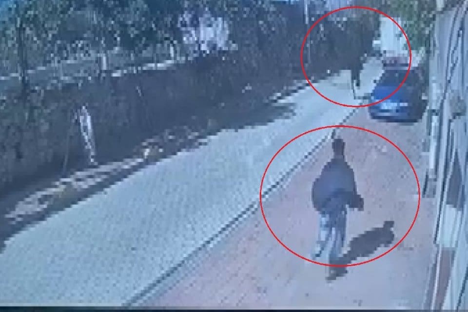 Sabah saatlerinde Başakşehir sınırlarındaki G&uuml;vercintepe Mahallesi&rsquo;ndeki bir evden silah sesleri