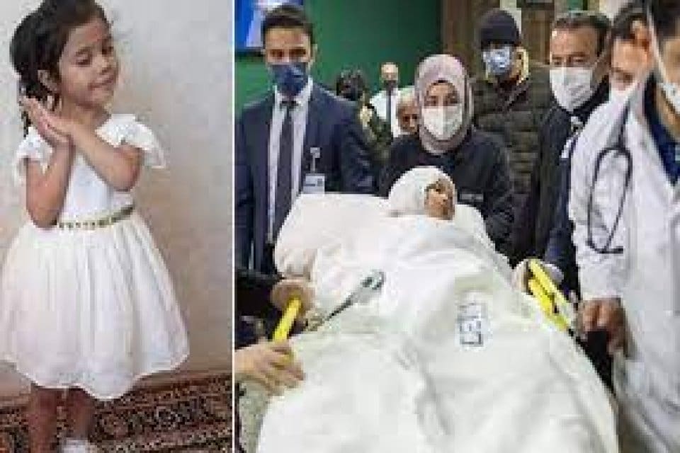 Gaziantep'te 2 pitbullun saldırısında ağır yaralanan Asiye Ateş'e operasyonları ger&ccedil;ekleştiren