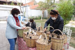 Karşıyaka Belediyesi iştiraki Kent A.Ş. b&uuml;nyesinde hizmet veren Kent Marketlerde