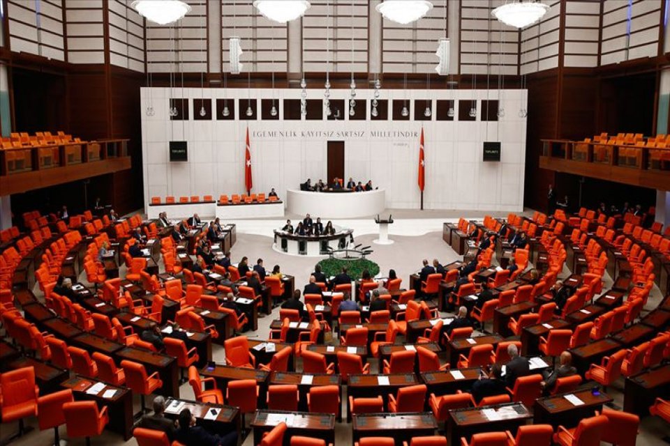 TBMM’ye sunulan 2022 bütçesi, halkın sırtına yüklenecek ek vergi ve