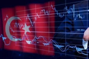 T&uuml;rkiye ekonomisi ge&ccedil;en yıl y&uuml;zde&nbsp;5,6 ile beklentilerin &uuml;zerinde b&uuml;y&uuml;me kaydetti.
