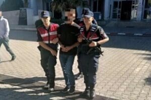 Aydın'ın Sultanhisar il&ccedil;esinde, hakkında 10 'hırsızlık' su&ccedil;undan kesinleşmiş 21 yıl